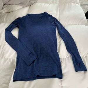 Lululemon swiftly, size 6